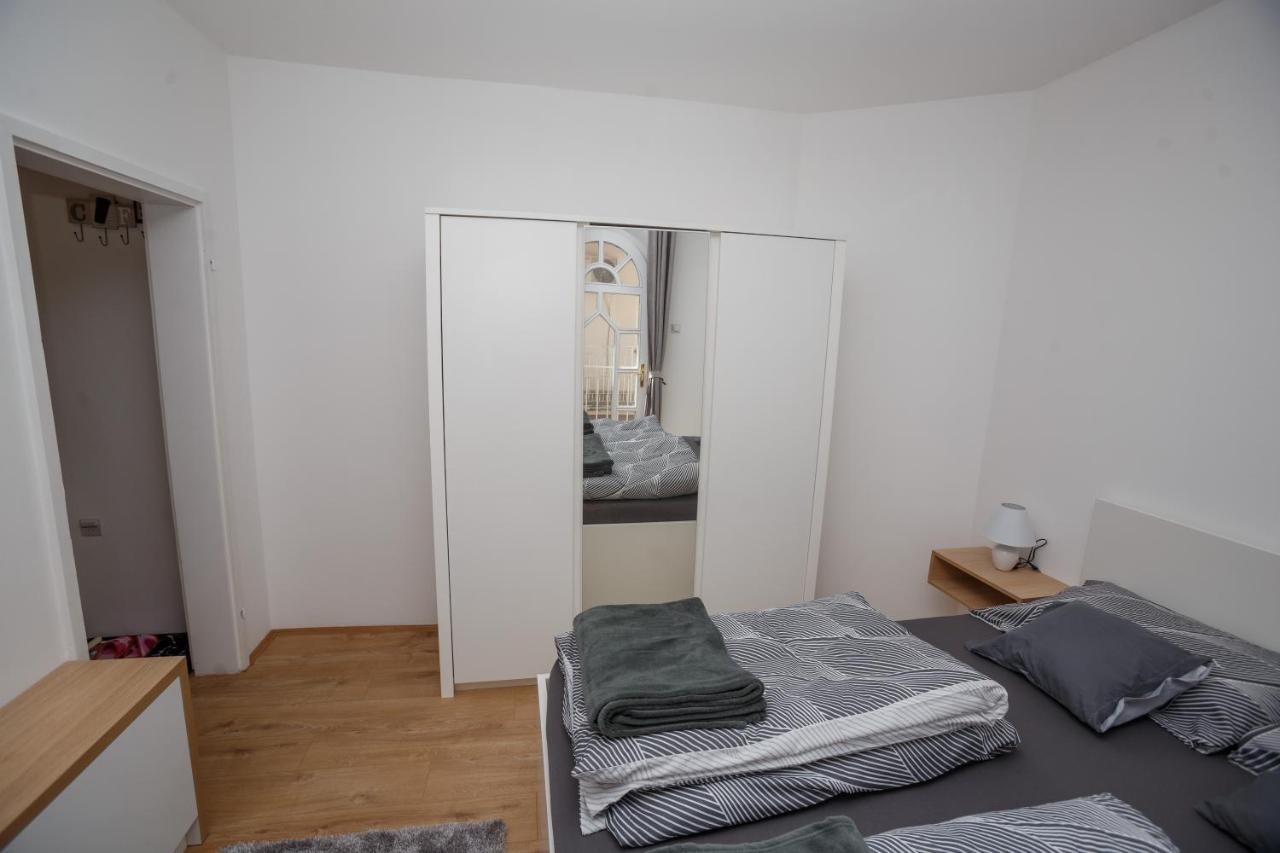 Nacional 1 Apartment Studio Subotica Extérieur photo
